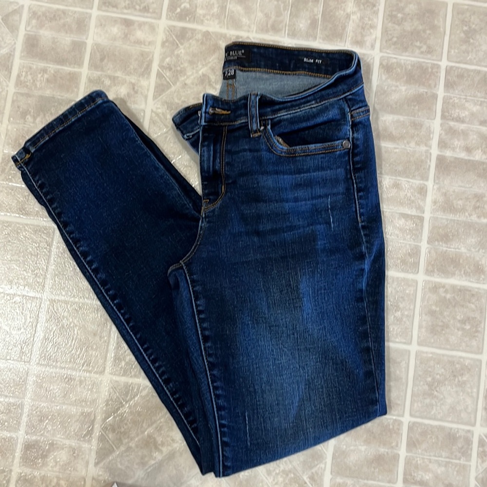 Judy Blue slim fit straight leg
